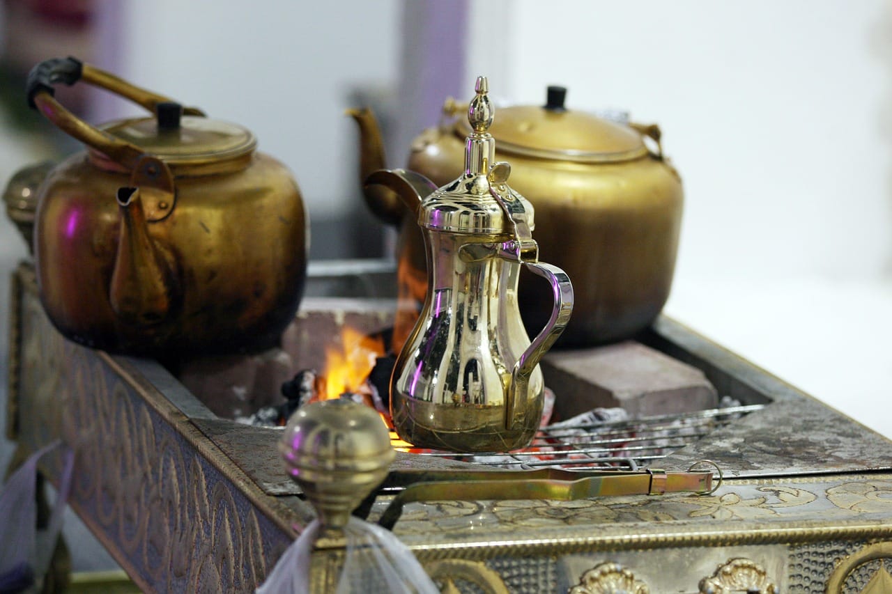 arabian coffee, arabic coffee pots, arabic coffee making, desert party, arabic celebration, arabian life styles, arabian life, arabian heritage, arabic tradition, arabian coffee, arabian coffee, arabian coffee, arabian coffee, arabian coffee